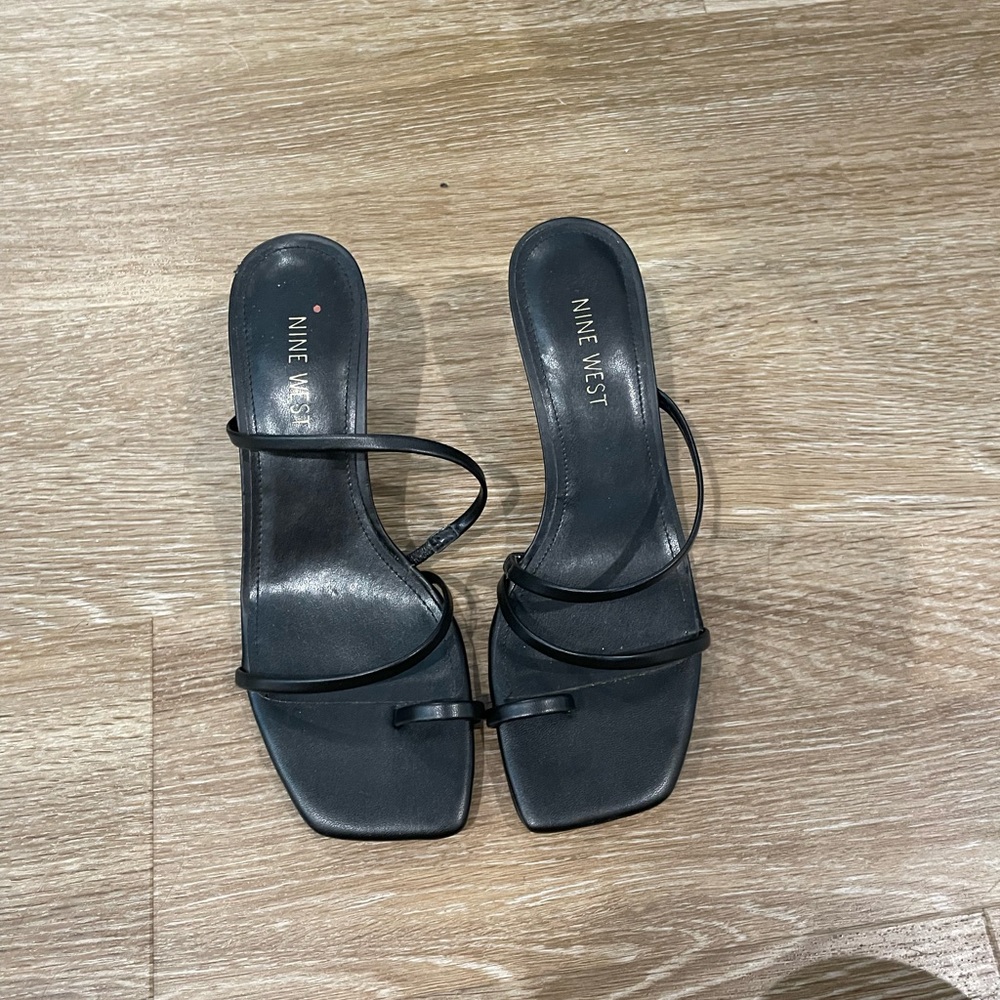 Nine West black mules women’s size 6